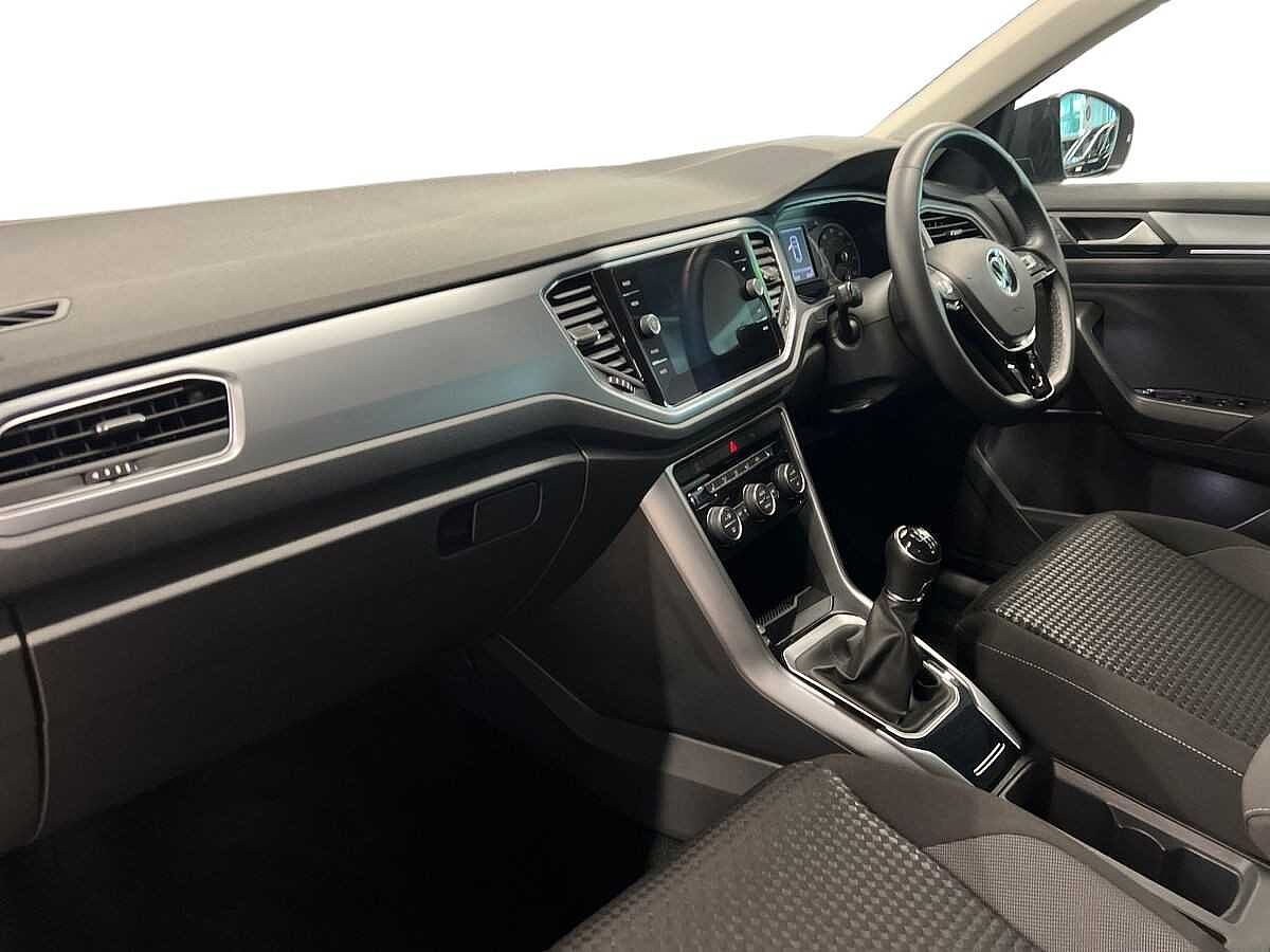 Volkswagen T-ROC 2017 1.0 TSI Active 110PS
