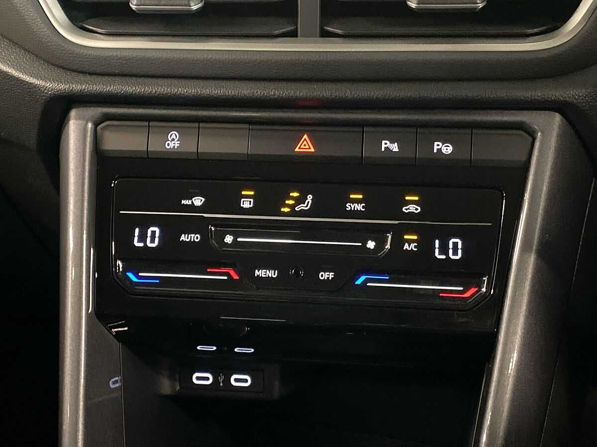 Volkswagen T-Roc 1.5 TSI Style 5Dr