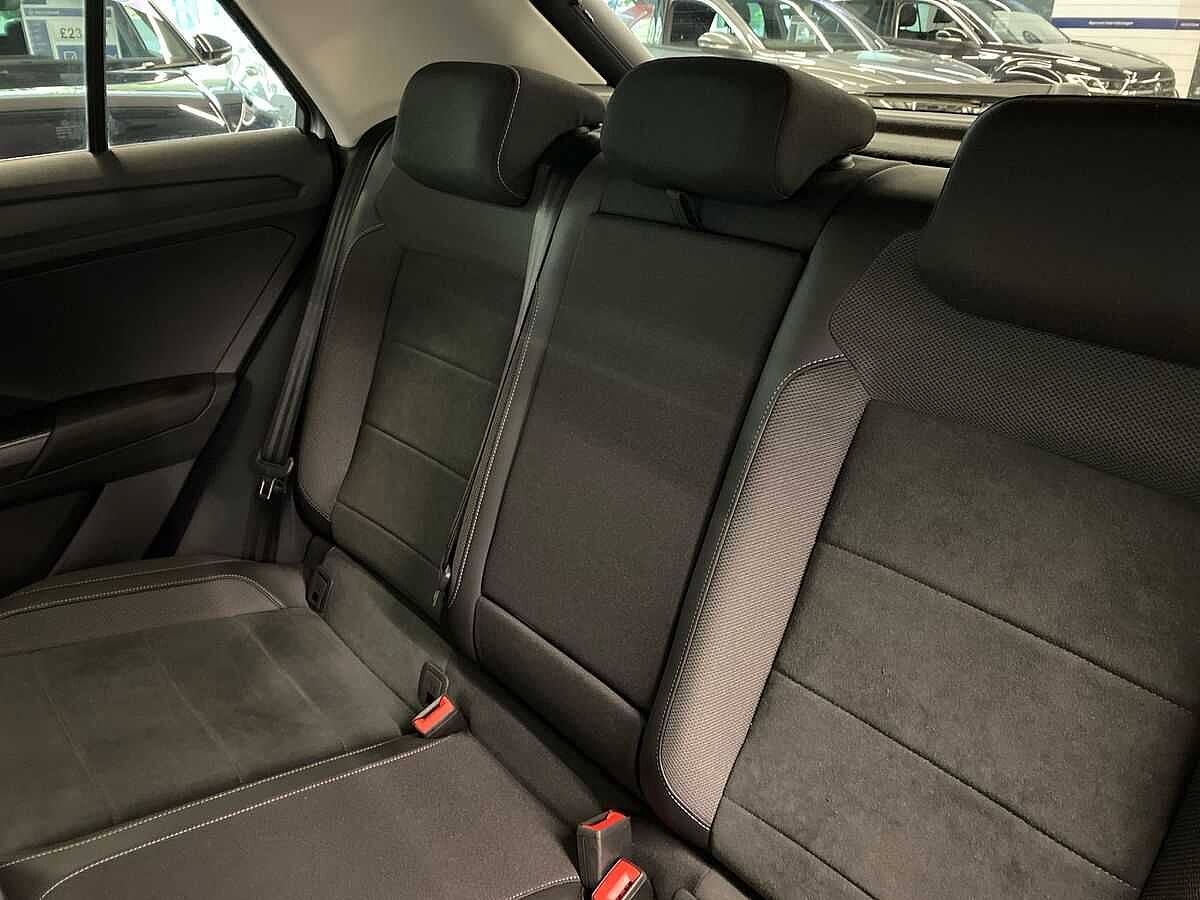 Volkswagen T-Roc 1.5 TSI Style 5Dr