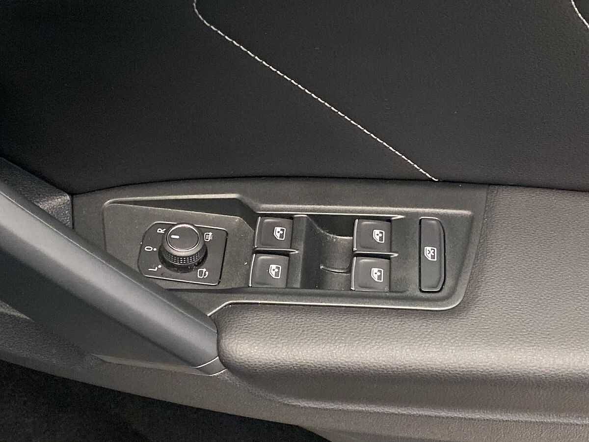 Volkswagen Tiguan 1.5 TSI (150ps) R-Line EVO DSG