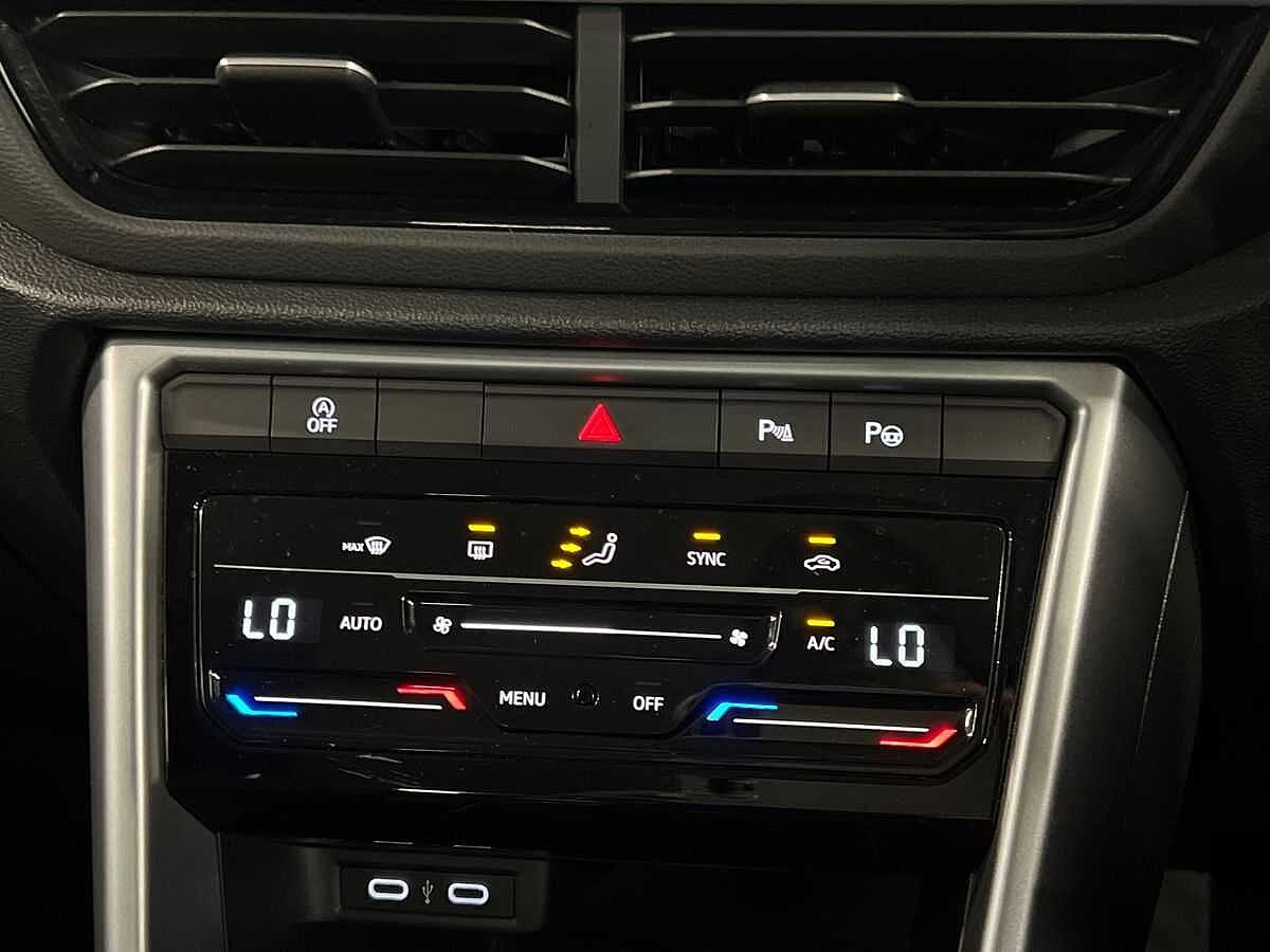 Volkswagen T-Roc 1.5 TSI Life 5Dr DSG