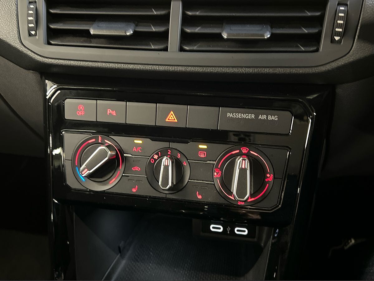 Volkswagen T-Cross 1.0 TSI (110ps) United DSG Hatchback