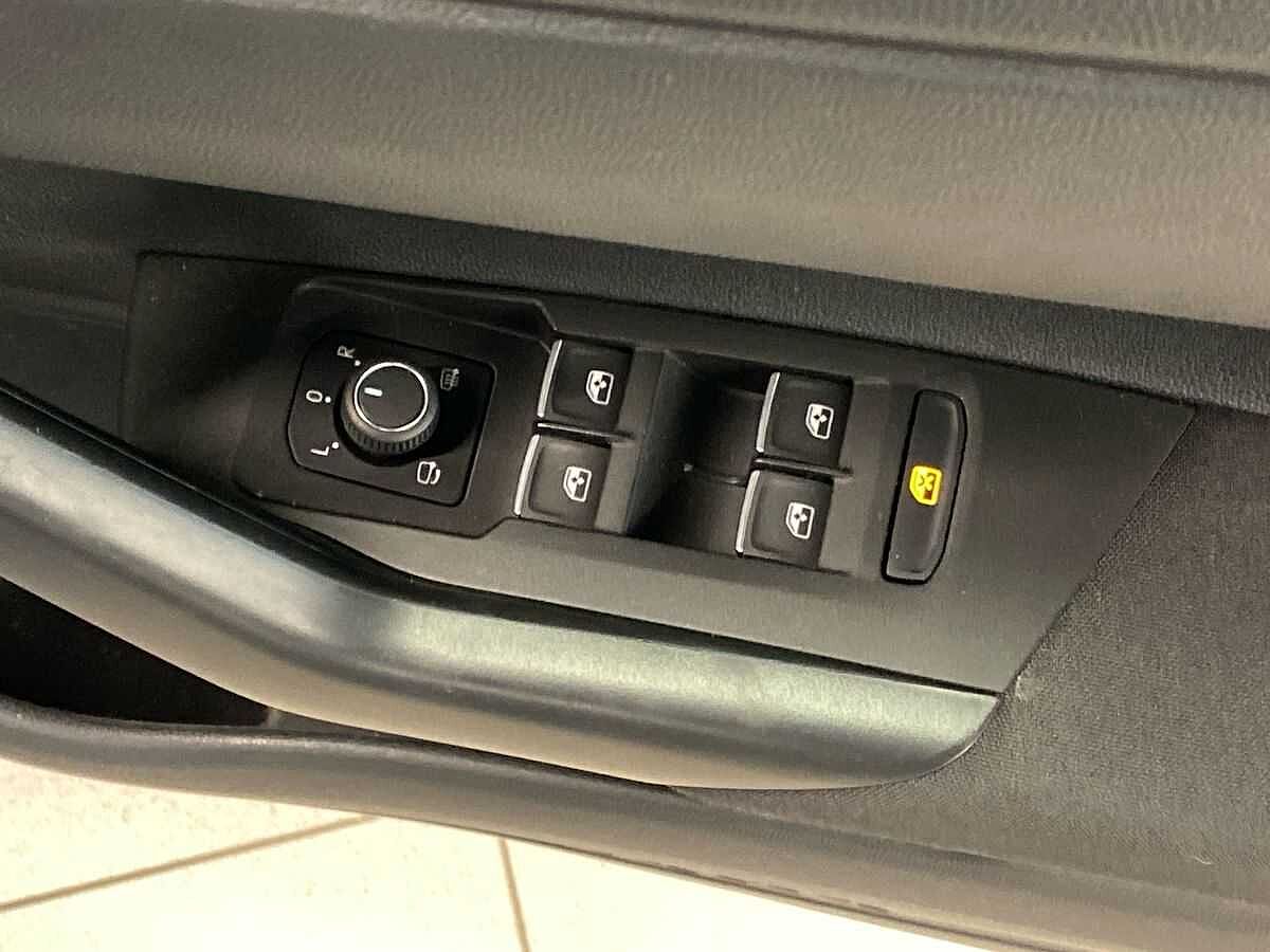 Volkswagen Polo MK6 Facelift (2021) 2.0 TSI 207PS GTI DSG