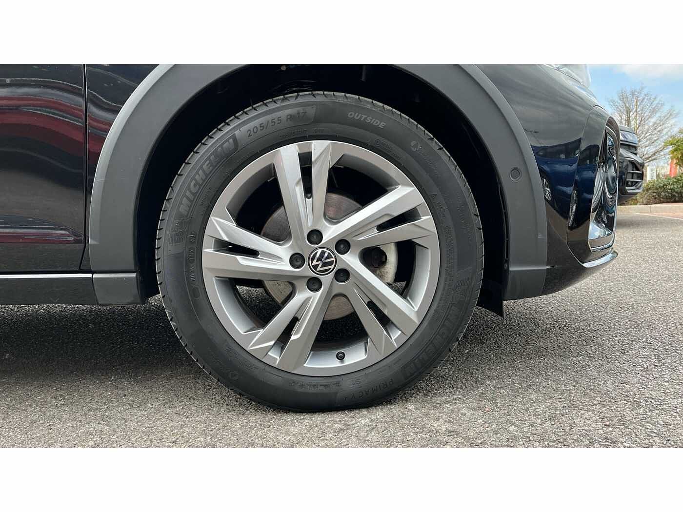 Volkswagen Taigo R-Line 1.0 TSI 110PS 7-speed DSG 5 Door
