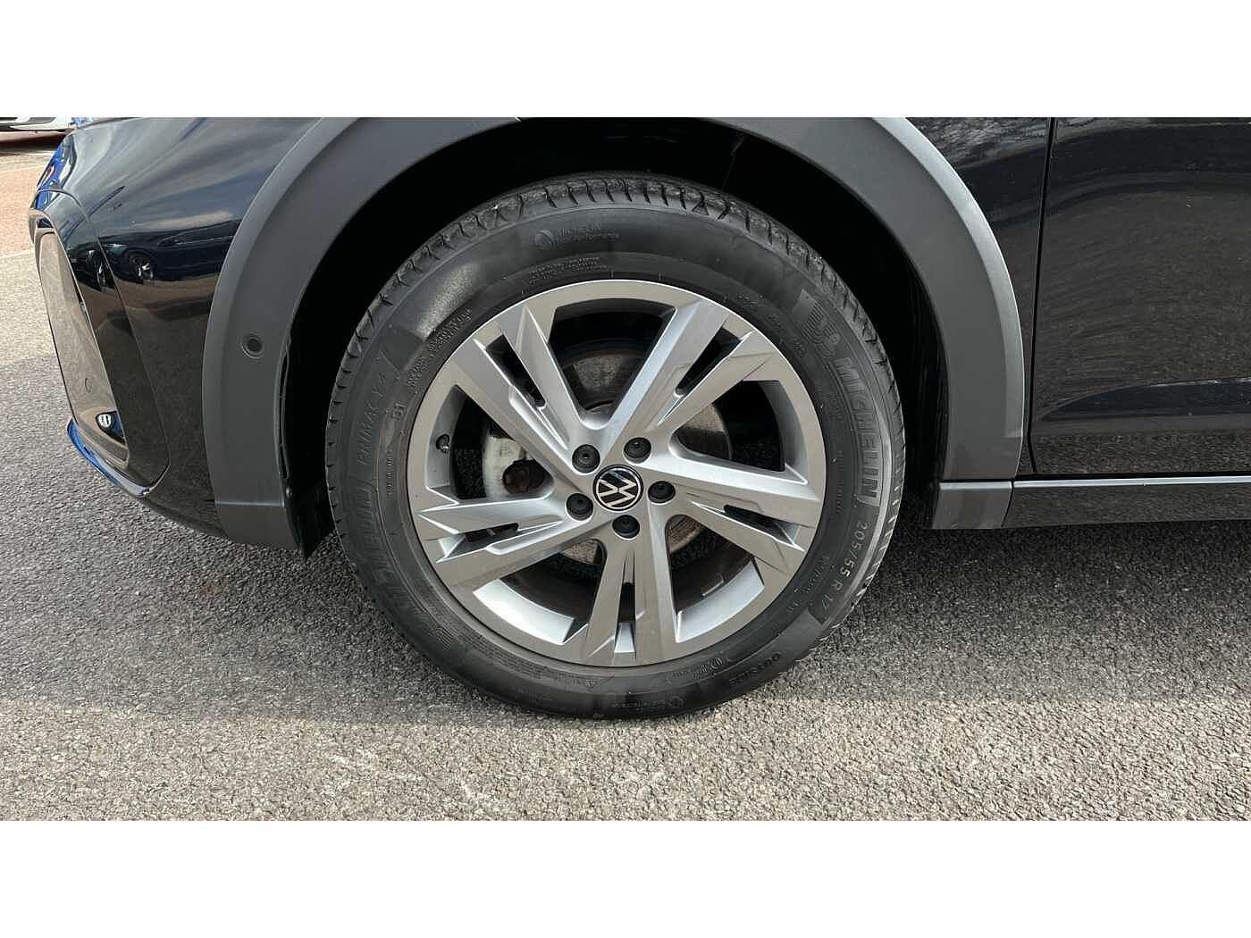 Volkswagen Taigo R-Line 1.0 TSI 110PS 7-speed DSG 5 Door