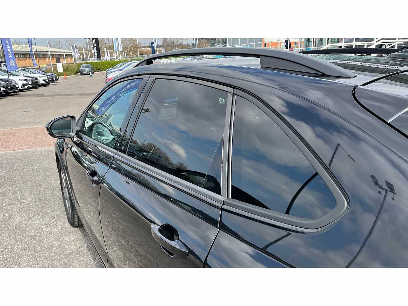 Volkswagen Taigo R-Line 1.0 TSI 110PS 7-speed DSG 5 Door