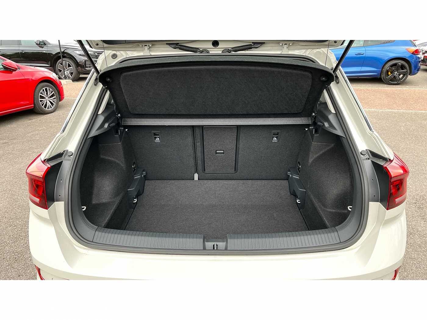 Volkswagen T-Roc Match 1.0 TSI 115PS 6-speed Manual 5 Door