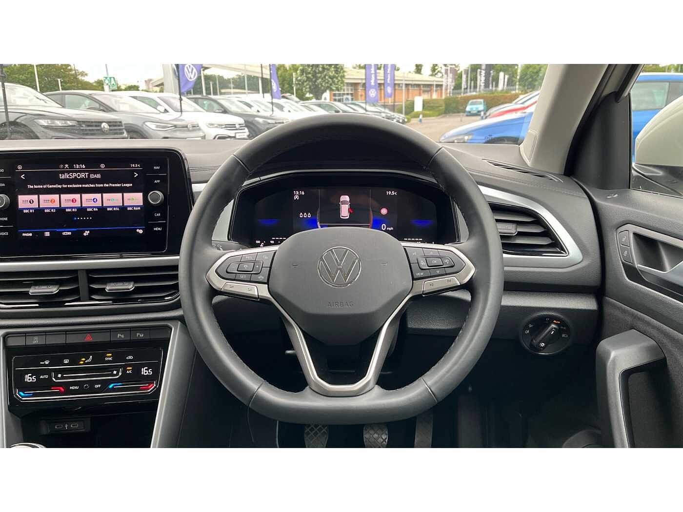 Volkswagen T-Roc Match 1.0 TSI 115PS 6-speed Manual 5 Door