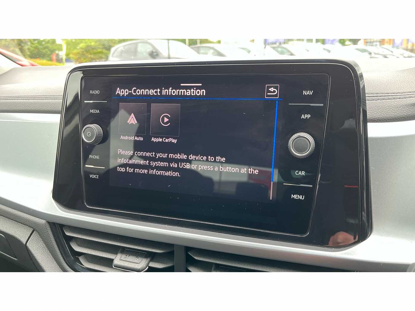 Volkswagen T-Roc Match 1.0 TSI 115PS 6-speed Manual 5 Door