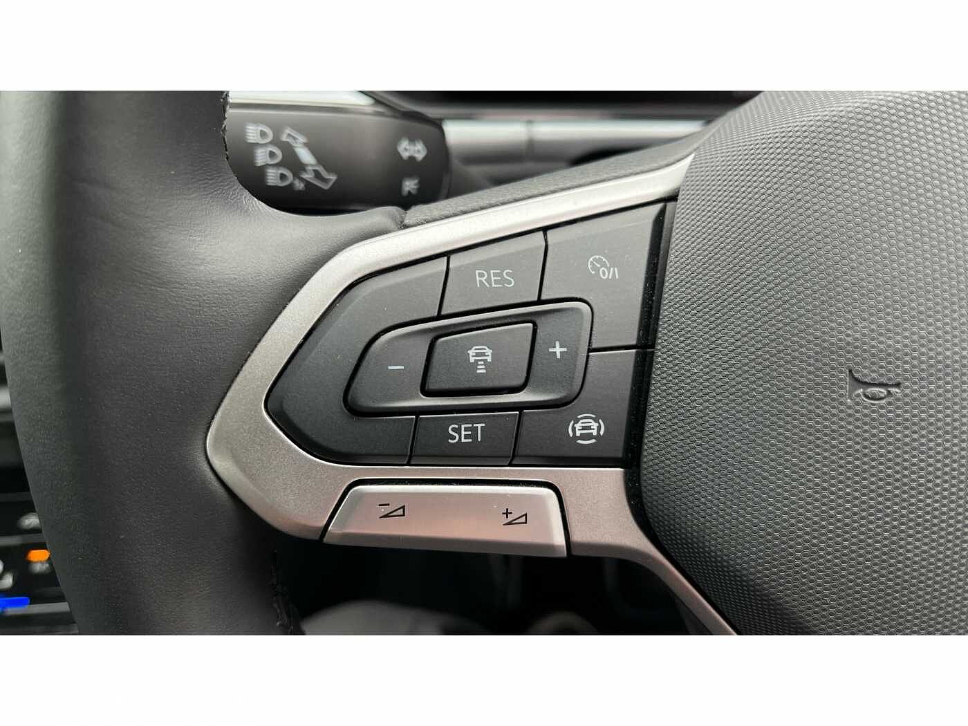 Volkswagen T-Roc Match 1.0 TSI 115PS 6-speed Manual 5 Door