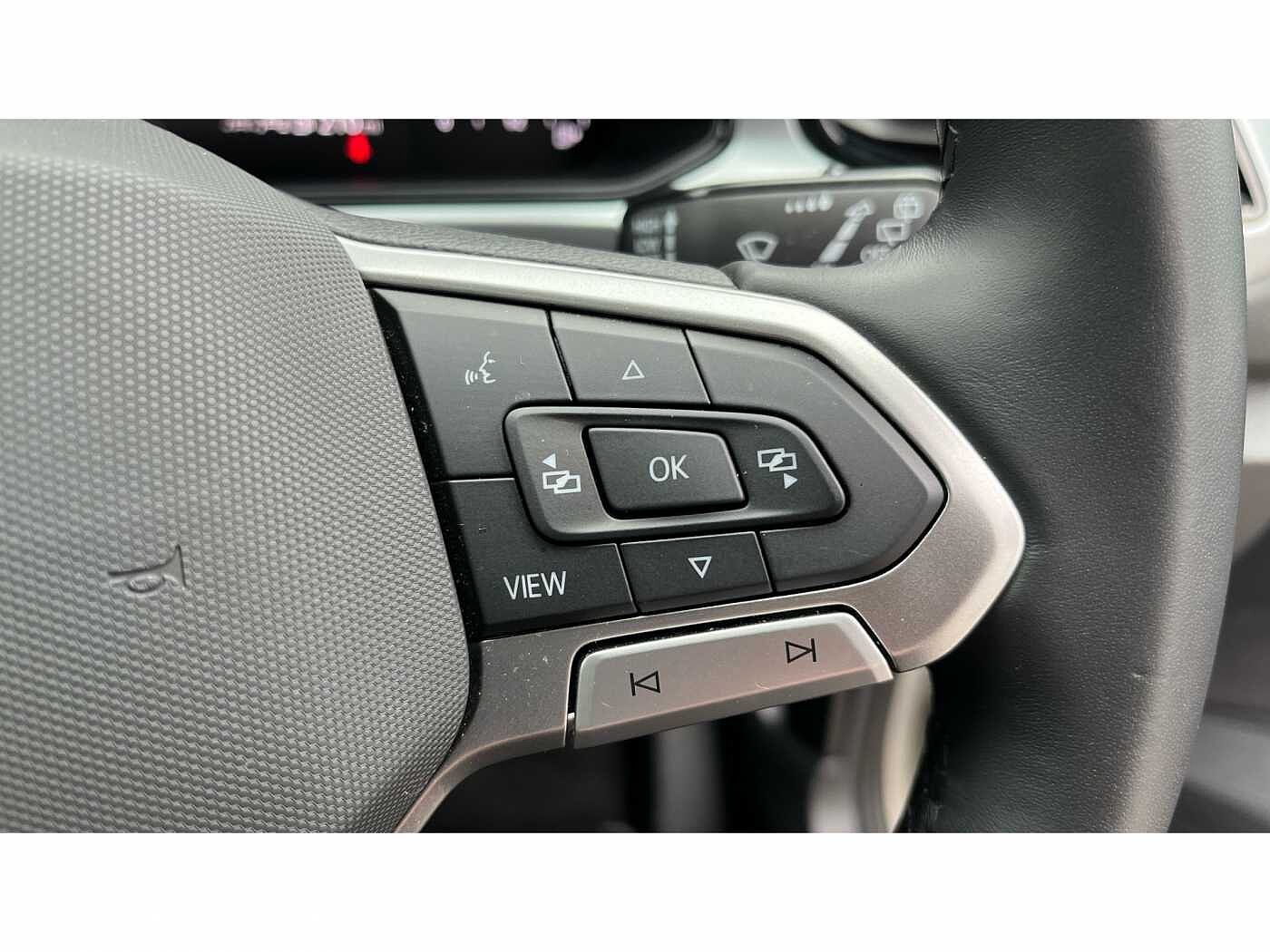 Volkswagen T-Roc Match 1.0 TSI 115PS 6-speed Manual 5 Door