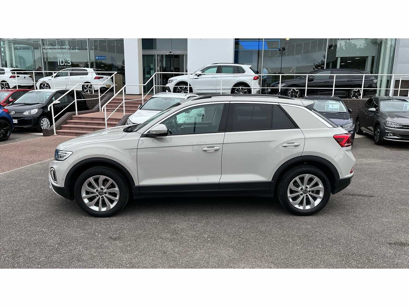 Volkswagen T-Roc Match 1.0 TSI 115PS 6-speed Manual 5 Door