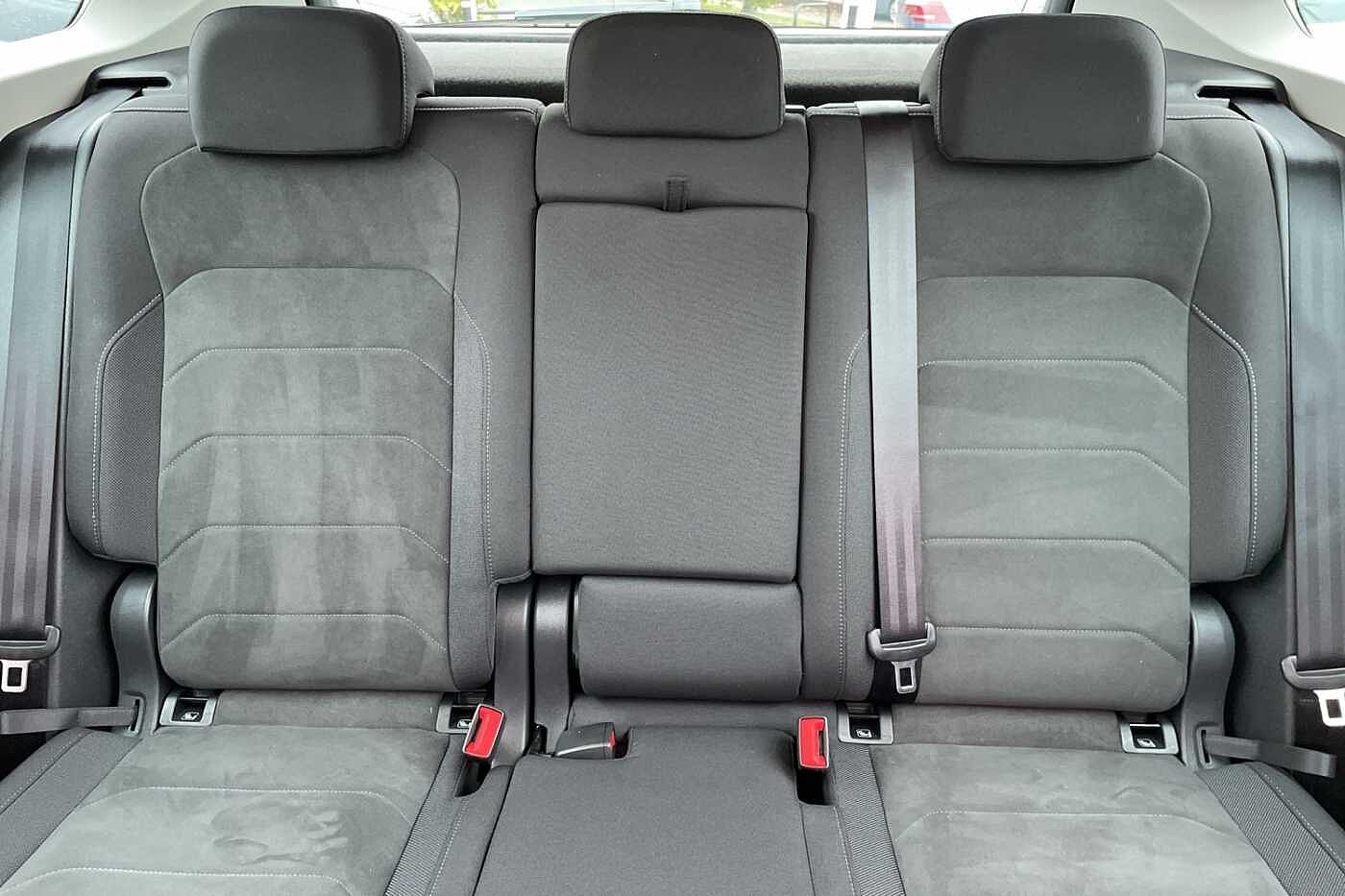 Volkswagen Tiguan PA Life 1.4 TSI (245ps) Elegance Hybrid DSG 5 door