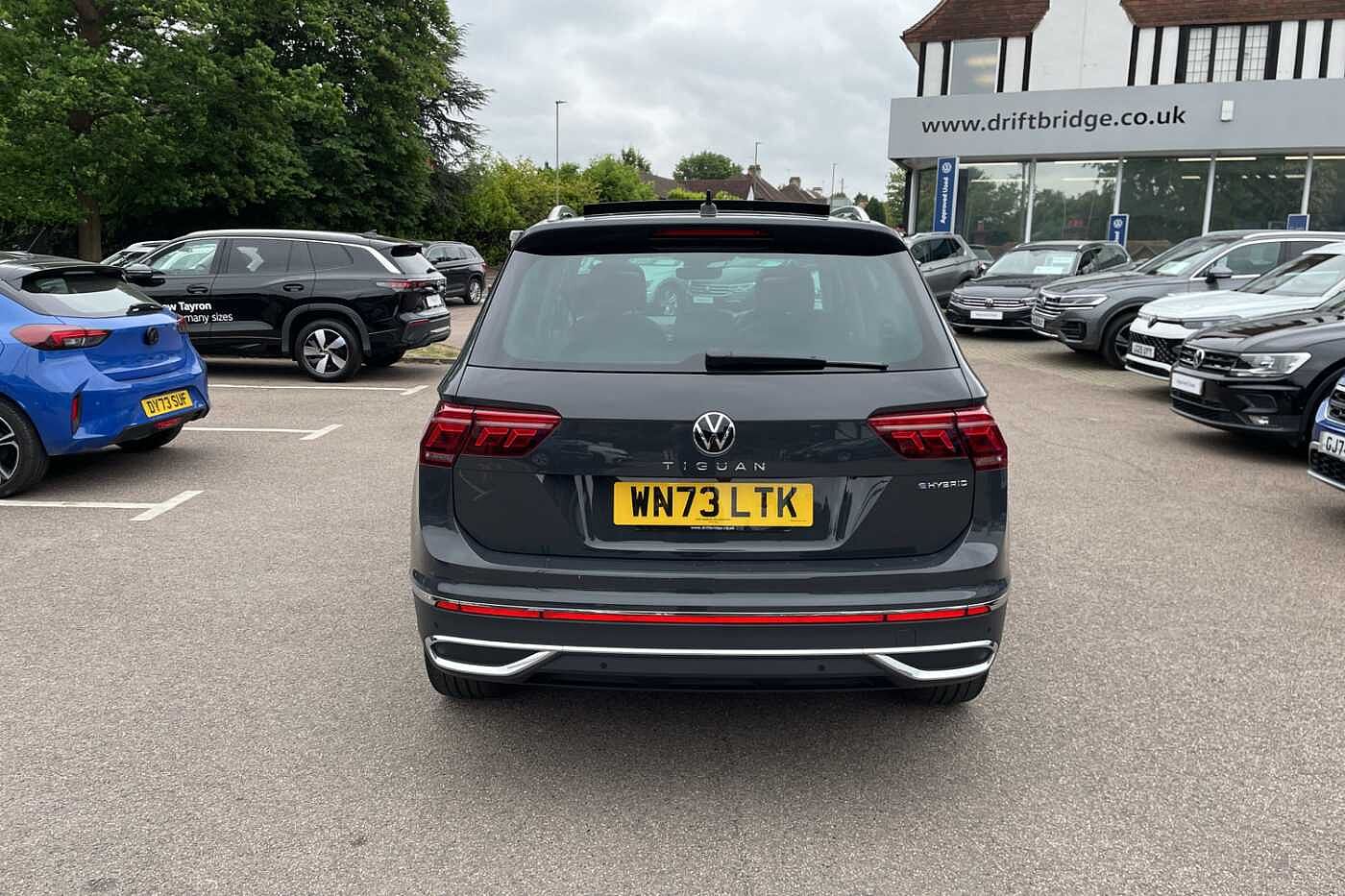Volkswagen Tiguan PA Life 1.4 TSI (245ps) Elegance Hybrid DSG 5 door
