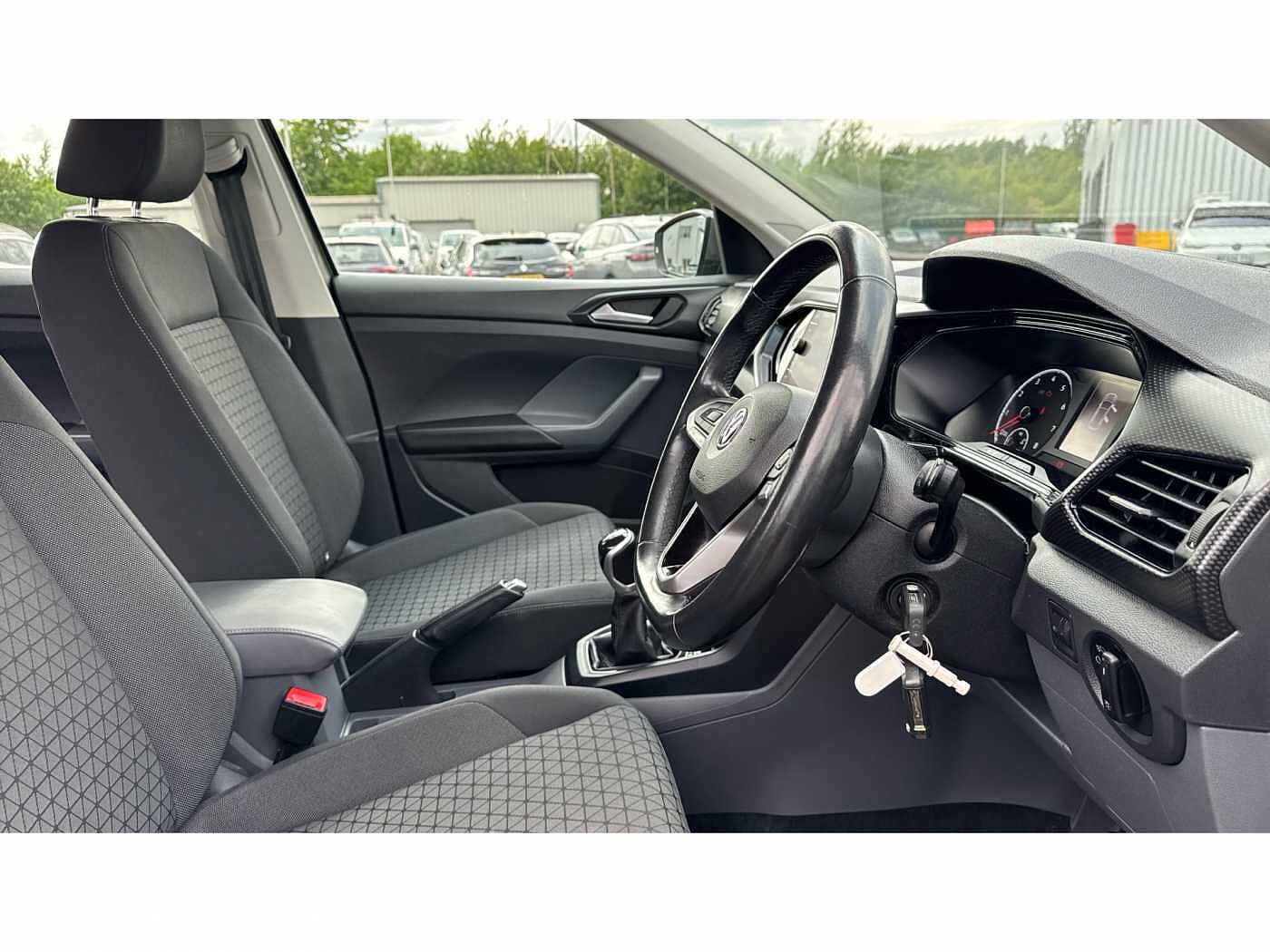 Volkswagen T-Cross 1.0 TSI (95ps) SE Hatchback