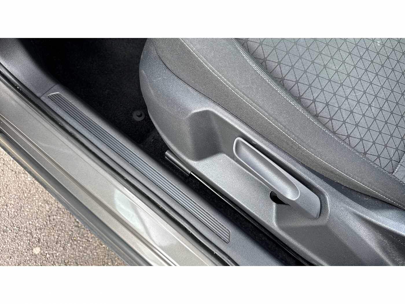 Volkswagen T-Cross 1.0 TSI (95ps) SE Hatchback
