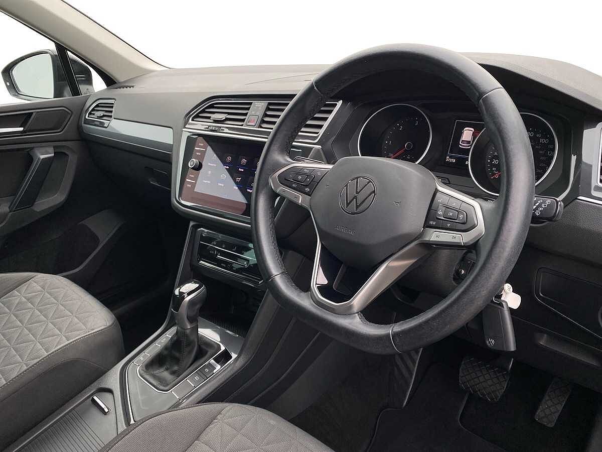 Volkswagen Tiguan 2.0 TDI (150PS) Life SCR DSG 5 door