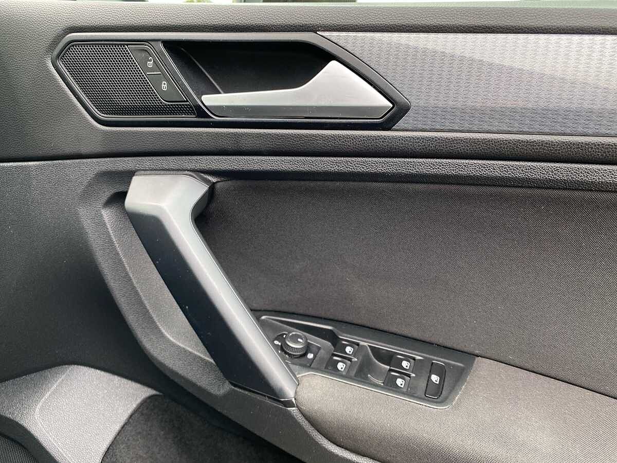 Volkswagen Tiguan 2.0 TDI (150PS) Life SCR DSG 5 door