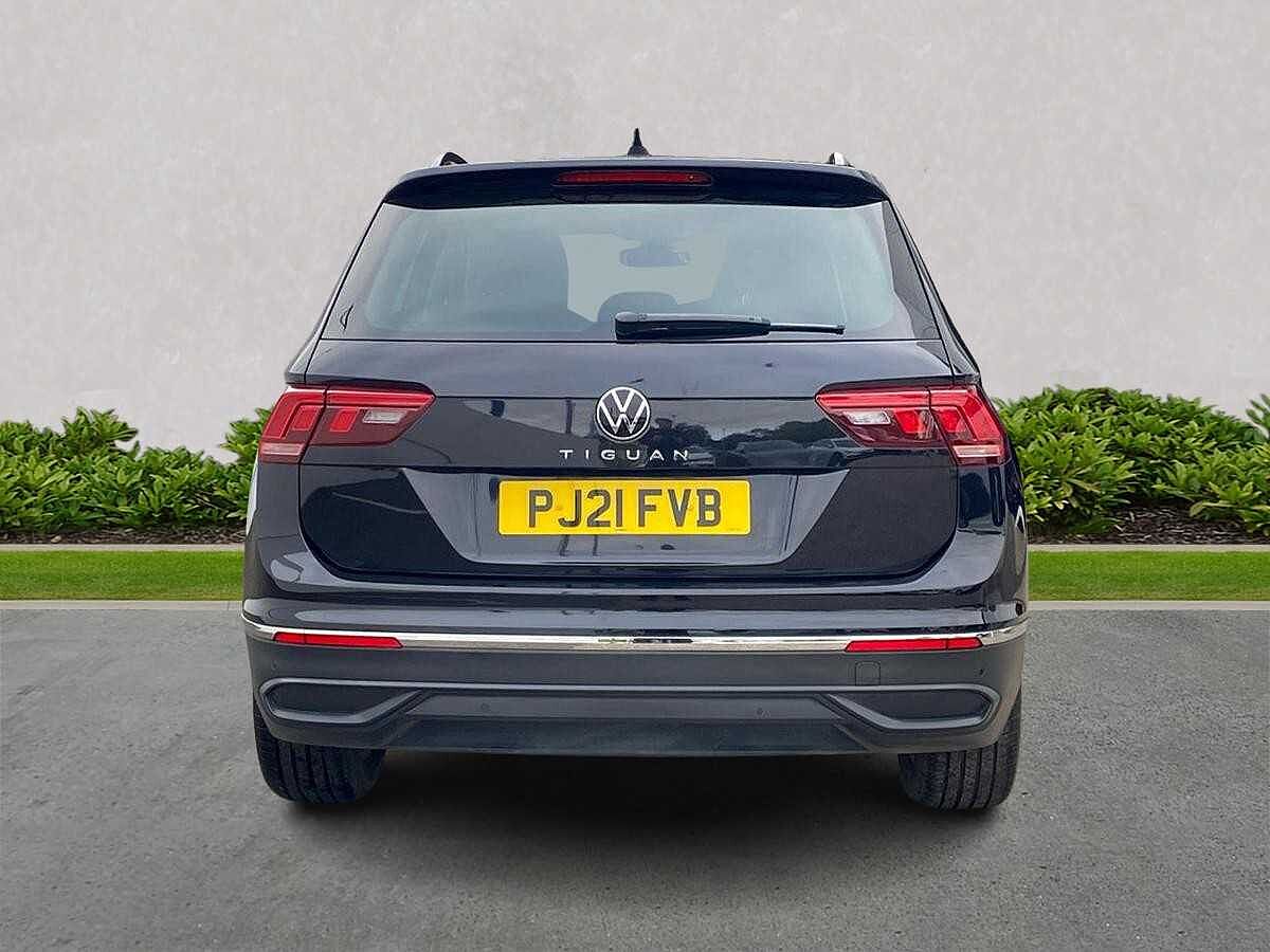 Volkswagen Tiguan 2.0 TDI (150PS) Life SCR DSG 5 door