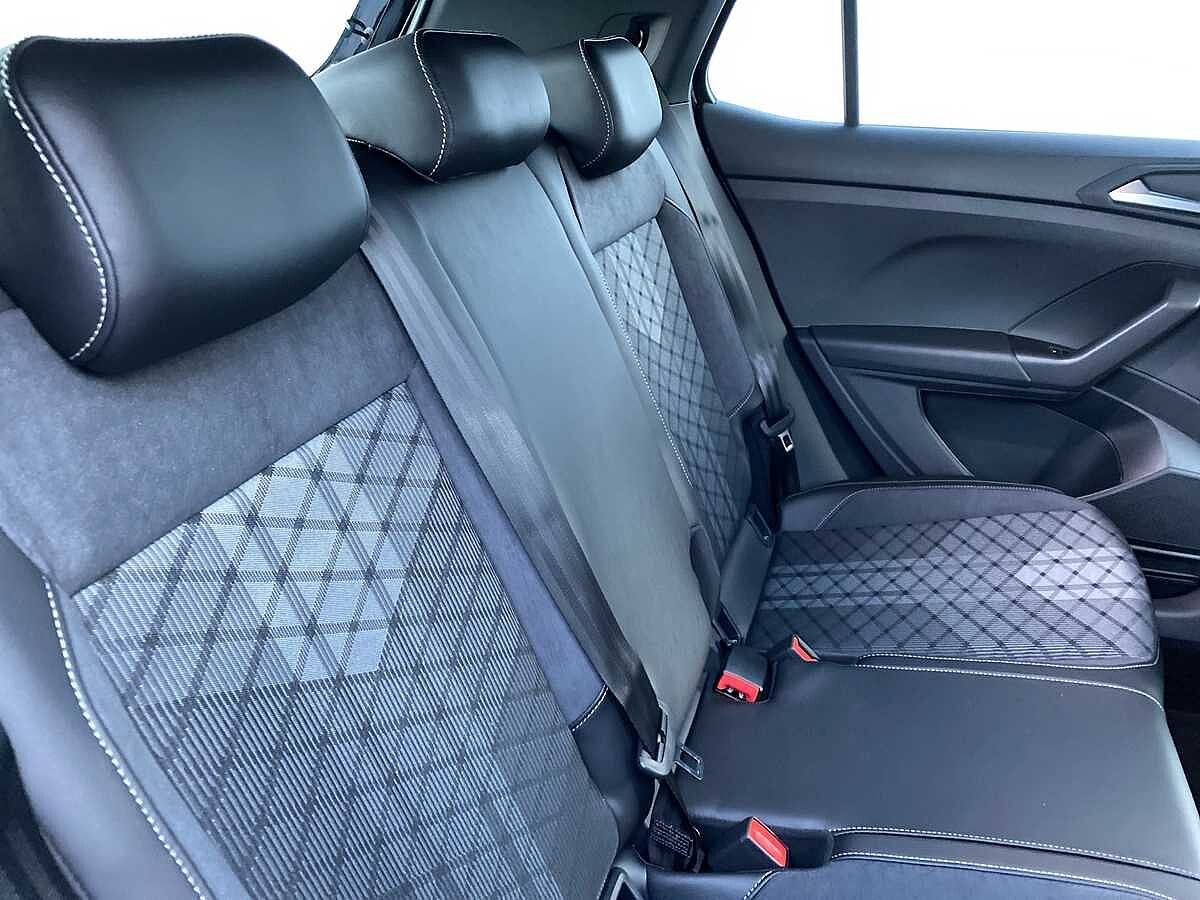 Volkswagen T-Cross 1.0 TSI (110ps) R-Line Hatchback