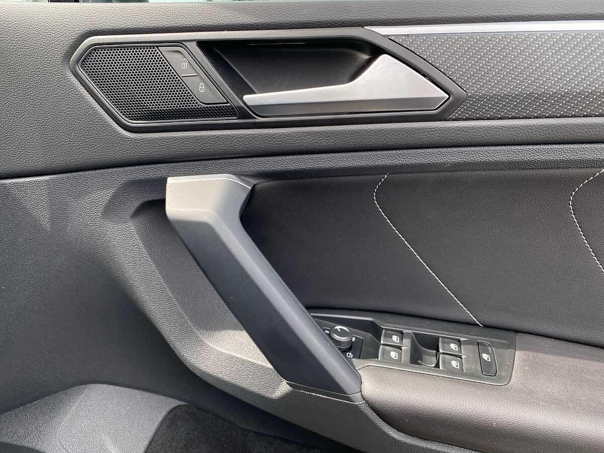 Volkswagen Tiguan 1.5 TSI (150ps) R-Line EVO DSG
