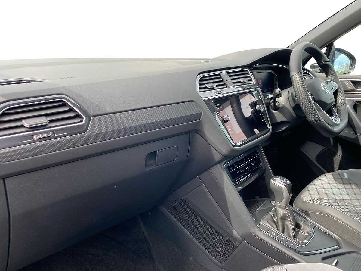 Volkswagen Tiguan 1.5 TSI (150ps) R-Line EVO DSG