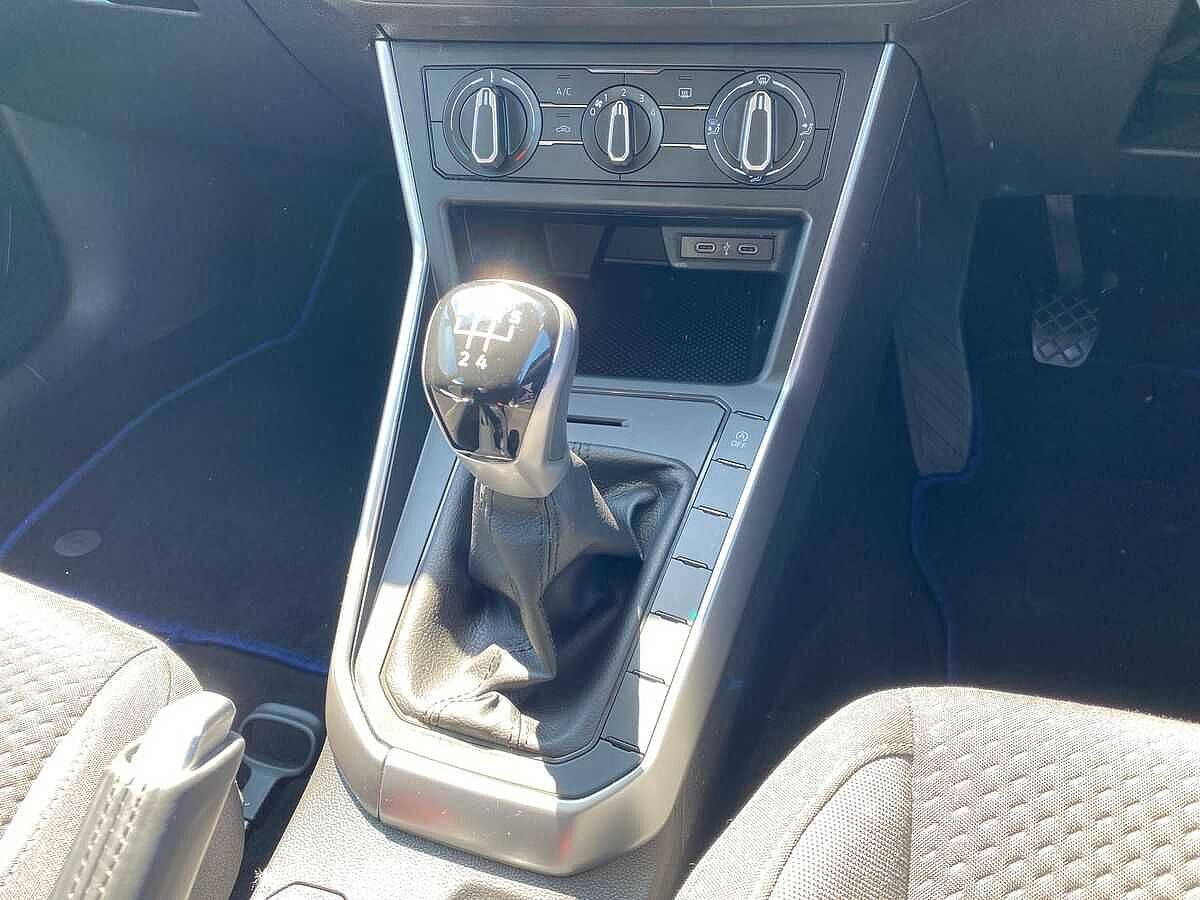 Volkswagen Polo 1.0 Life 5Dr