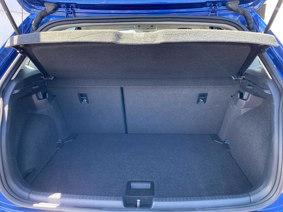 Volkswagen Polo 1.0 Life 5Dr