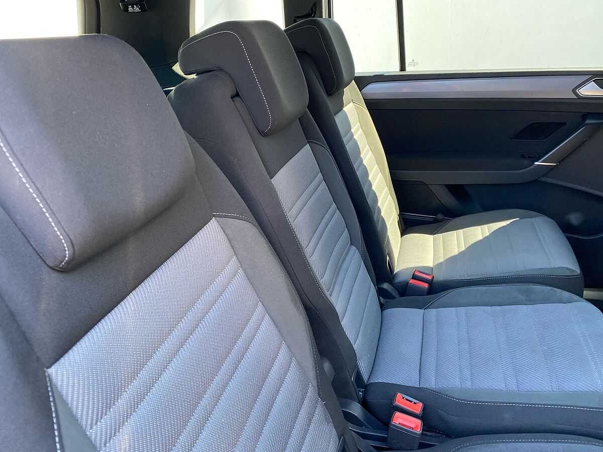 Volkswagen Touran 1.5 TSI EVO R-Line 5Dr DSG
