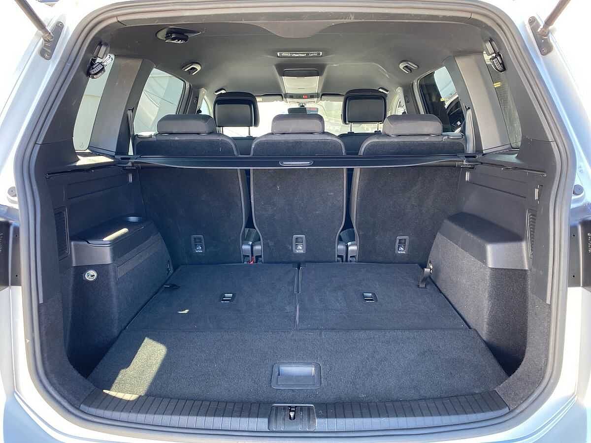 Volkswagen Touran 1.5 TSI EVO R-Line 5Dr DSG