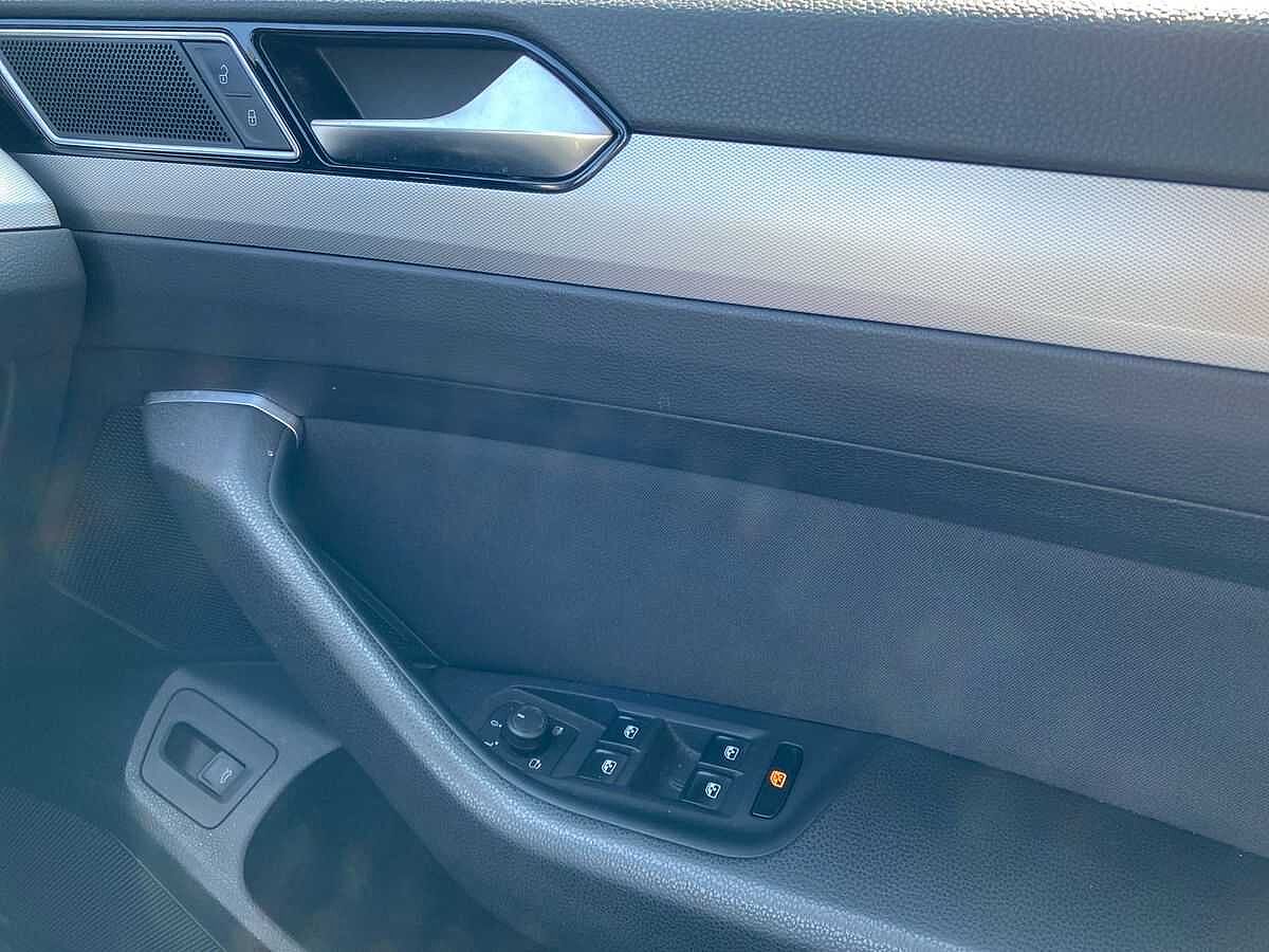 Volkswagen Passat 2.0 TDI SE Business 150PS