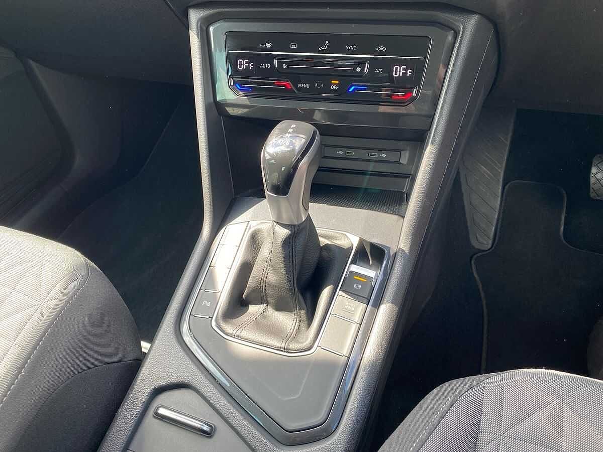 Volkswagen Tiguan 1.5 TSI (150ps) Life EVO DSG 5 door