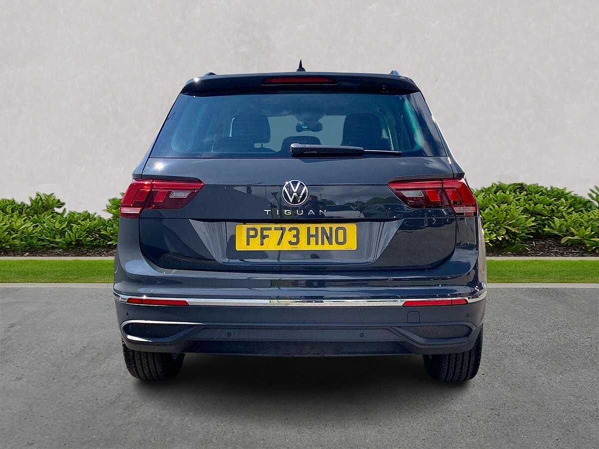 Volkswagen Tiguan 1.5 TSI (150ps) Life EVO DSG 5 door