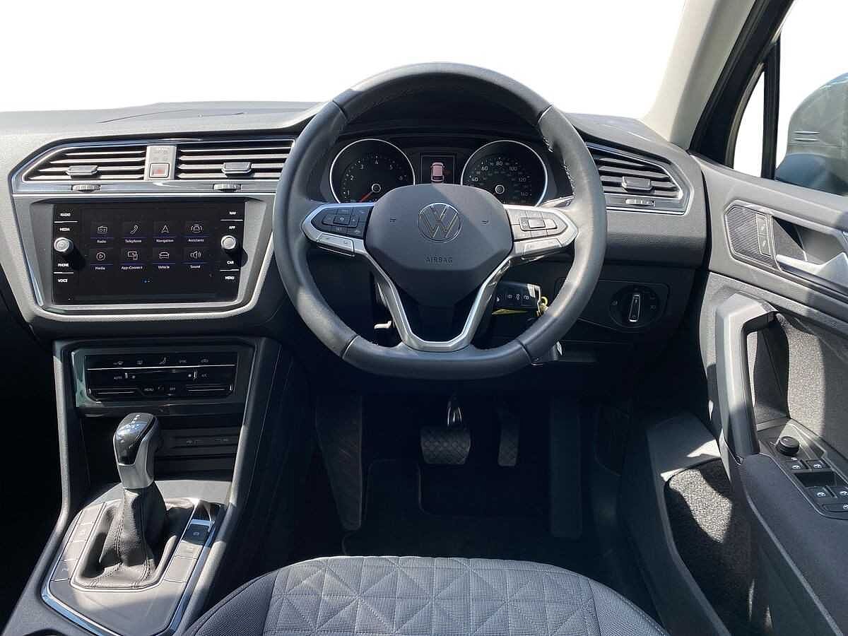 Volkswagen Tiguan 1.5 TSI (150ps) Life EVO DSG 5 door