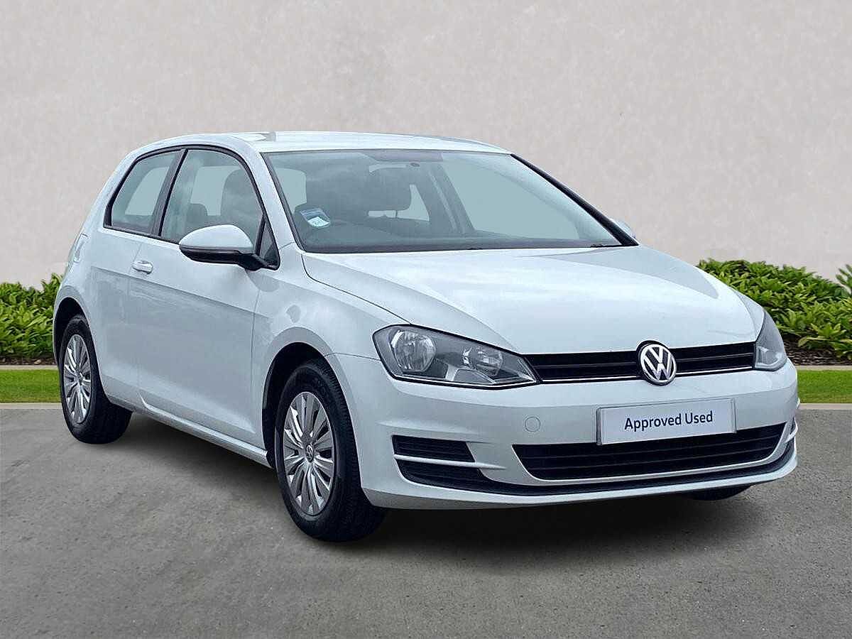 Volkswagen Golf 1.2 TSI S 105PS