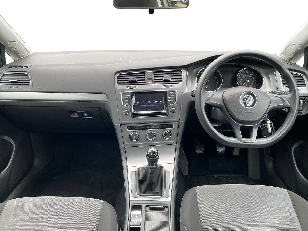 Volkswagen Golf 1.2 TSI S 105PS