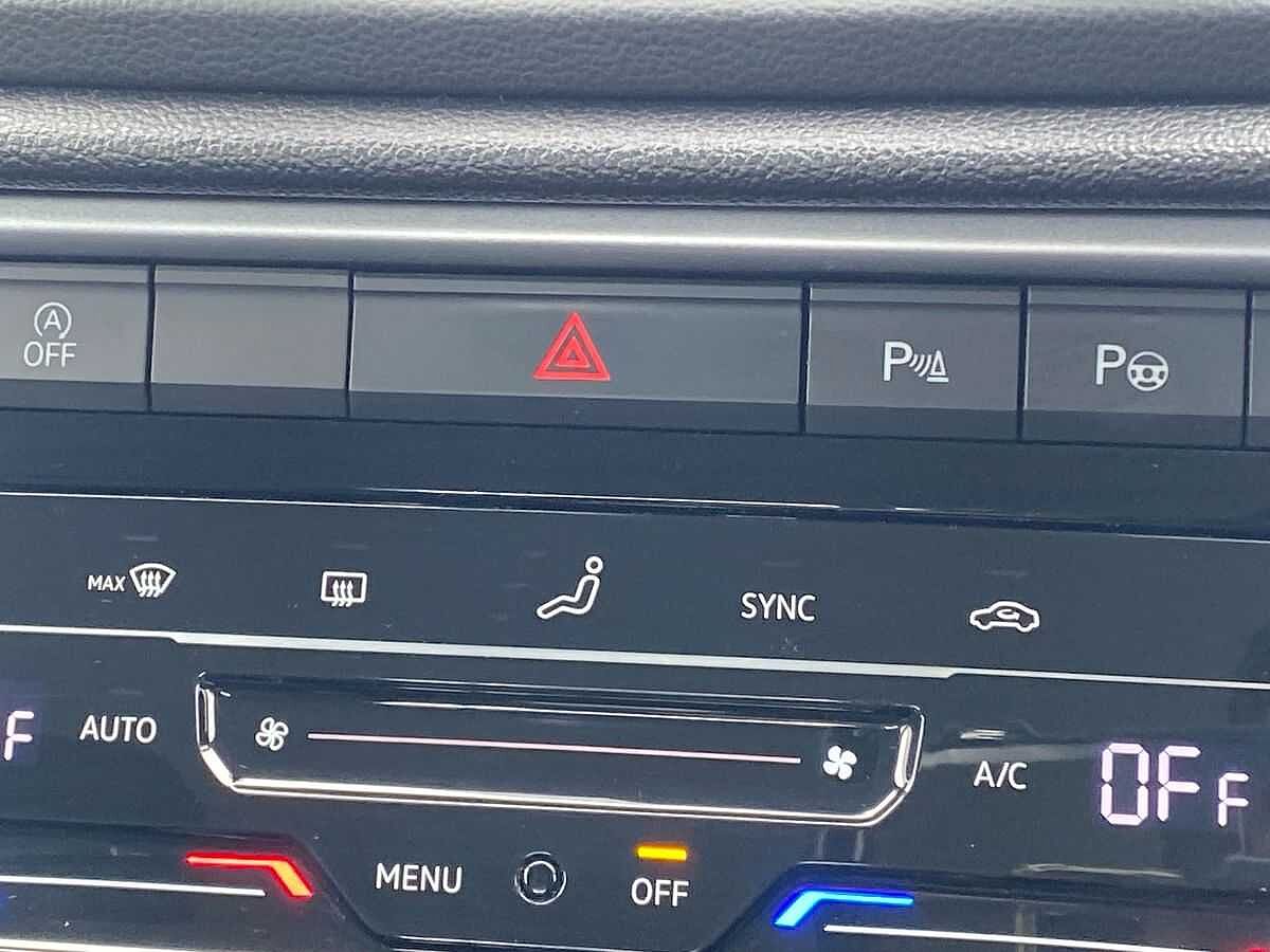 Volkswagen T-Roc 1.5 TSI Life 5Dr DSG