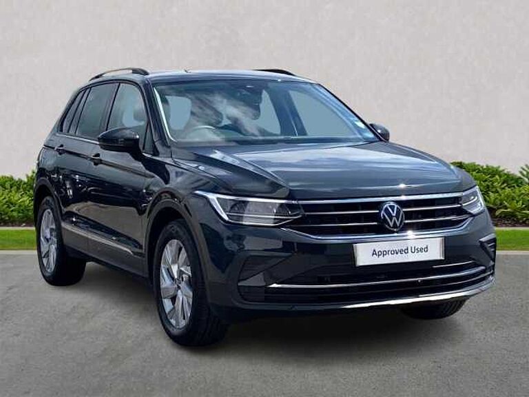 Volkswagen Tiguan 1.5 TSI (150ps) Life EVO DSG 5 door