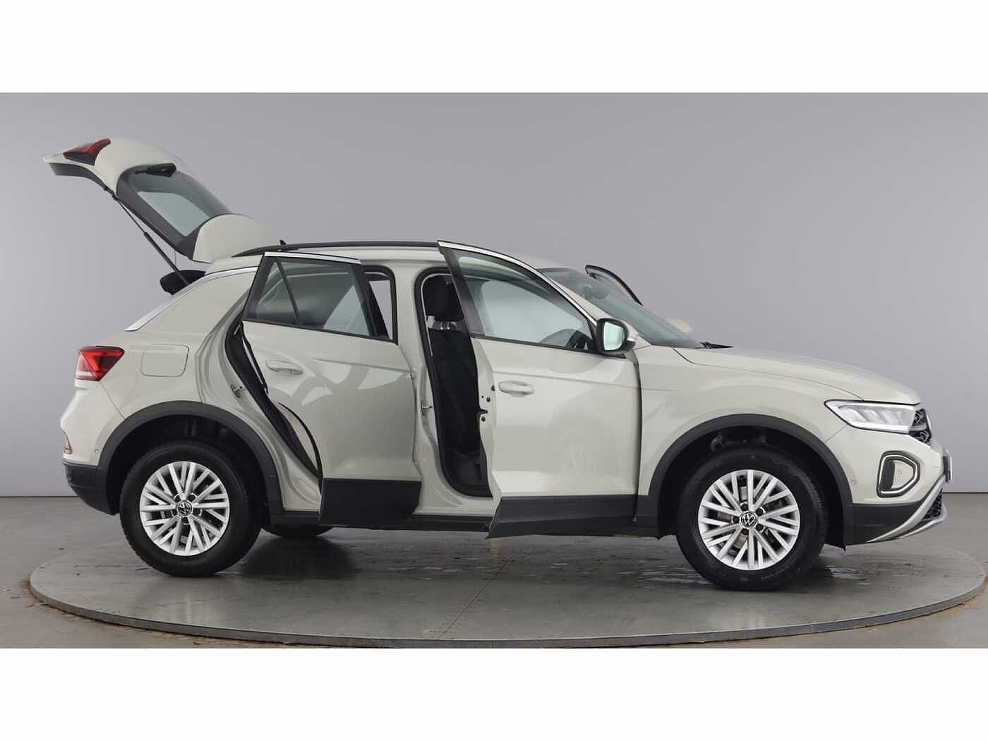 Volkswagen T-ROC Life 1.0 TSI 110PS 6-speed Manual 5 Door