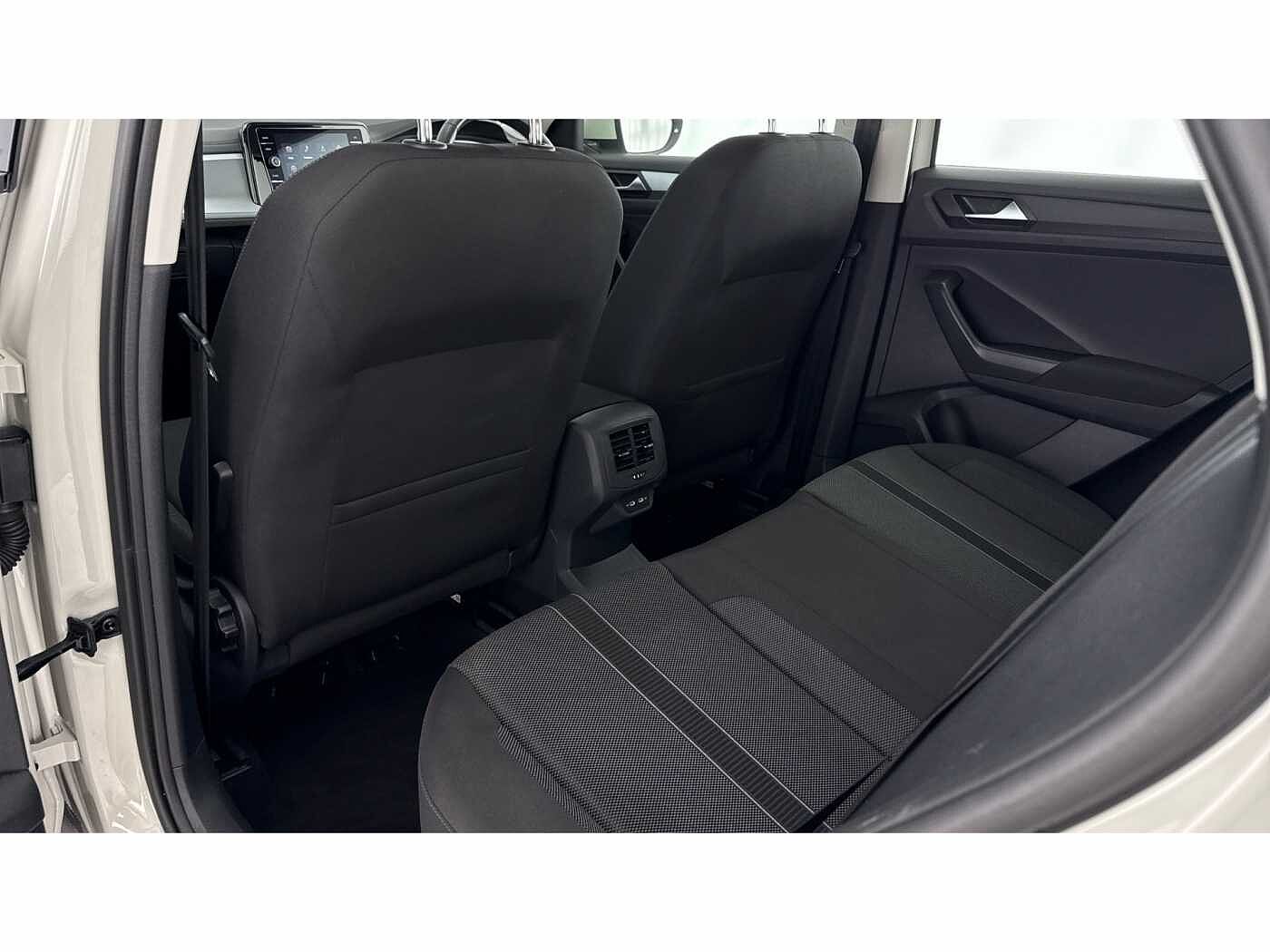 Volkswagen T-ROC Life 1.0 TSI 110PS 6-speed Manual 5 Door