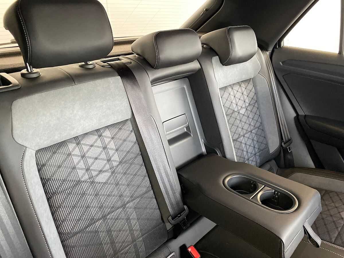 Volkswagen T-ROC 1.5 TSI (150ps) R-Line DSG