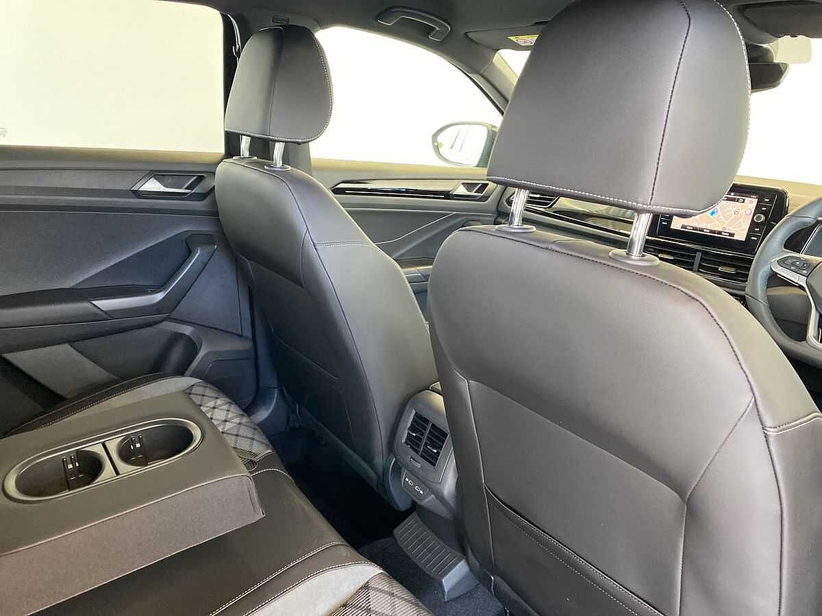 Volkswagen T-ROC 1.5 TSI (150ps) R-Line DSG