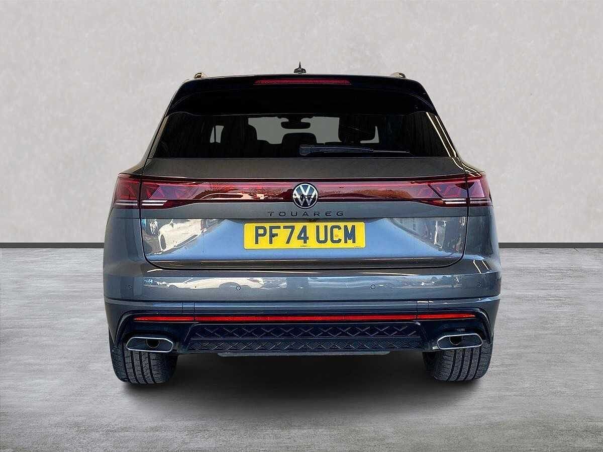 Volkswagen Touareg 3.0TDI (286ps) Black Edition 4Motion 5dr