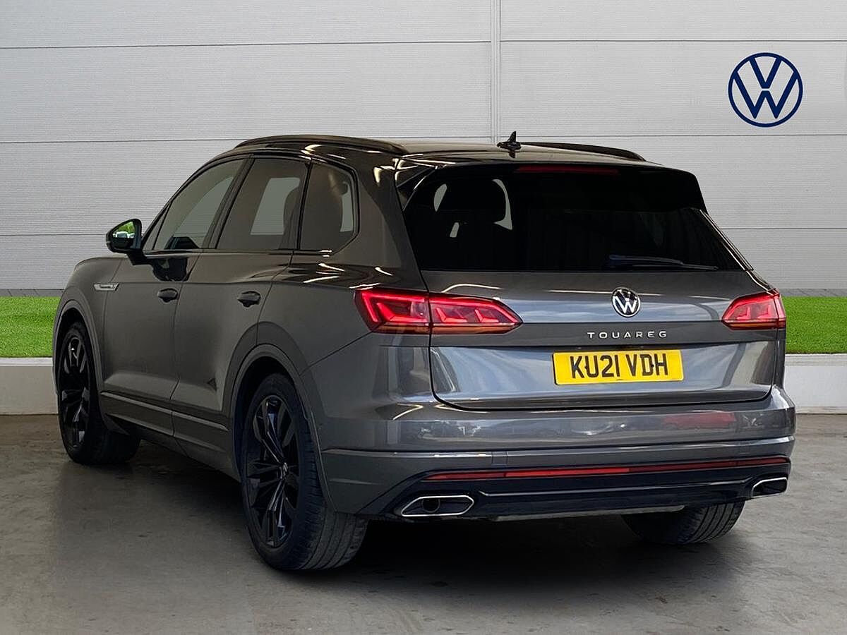 Volkswagen Touareg 3.0TDI (286ps) Black Edition 4Motion 5dr
