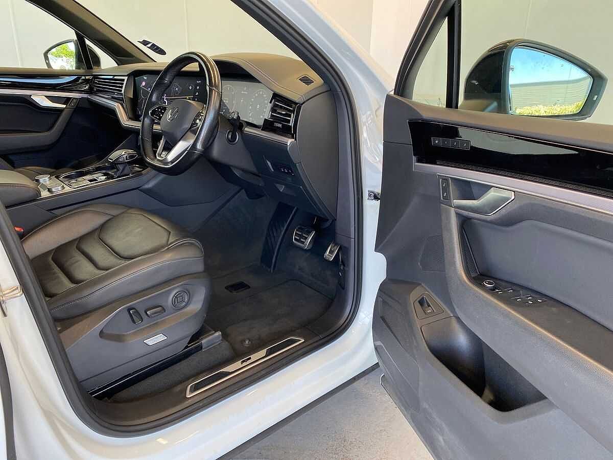 Volkswagen Touareg 3.0 V6 TDI 4Motion Black Edition 5Dr Tip Auto
