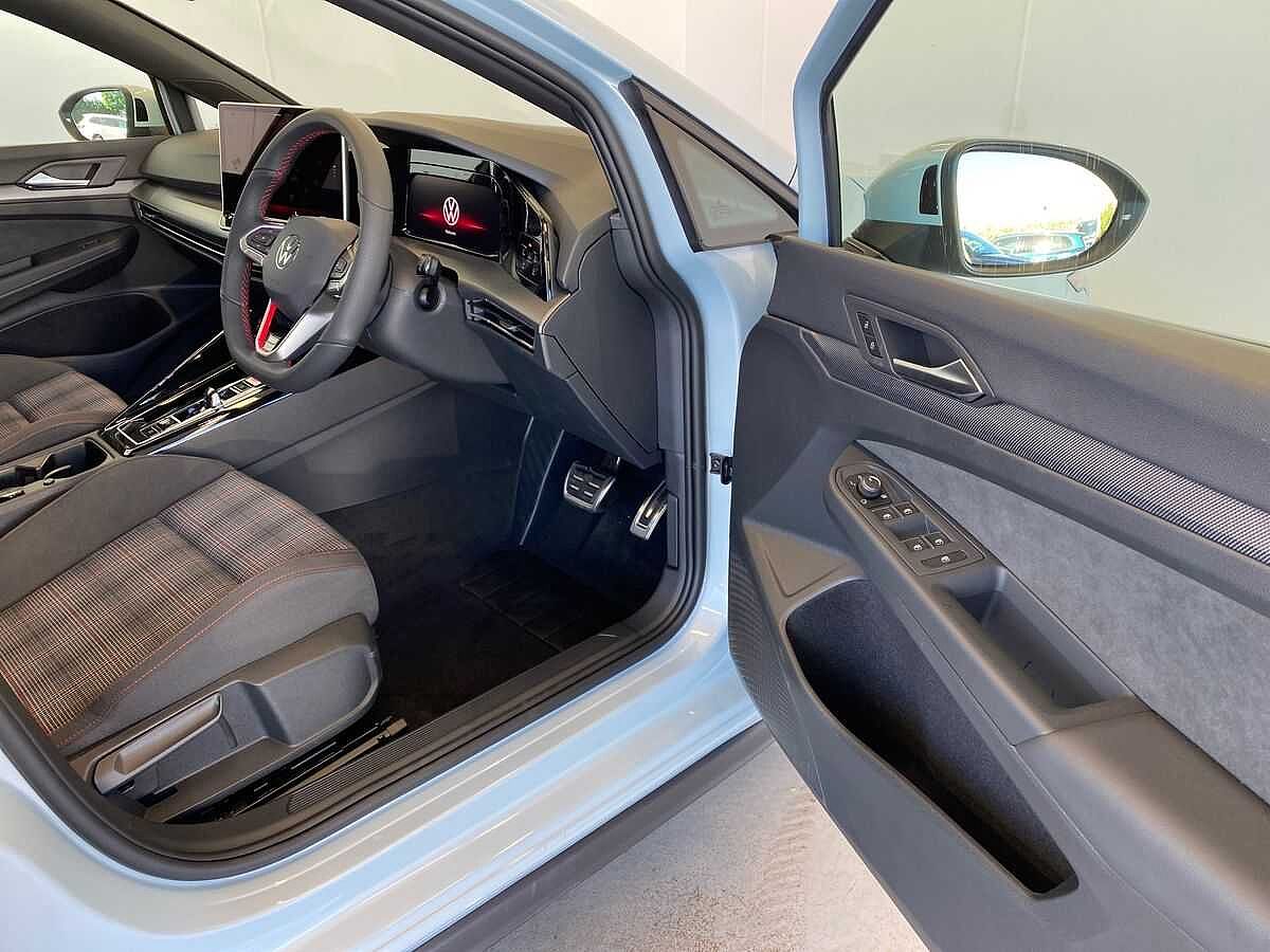 Volkswagen Golf GTI MK8 Facelift 2024 2.0 TSI (265ps) DSG