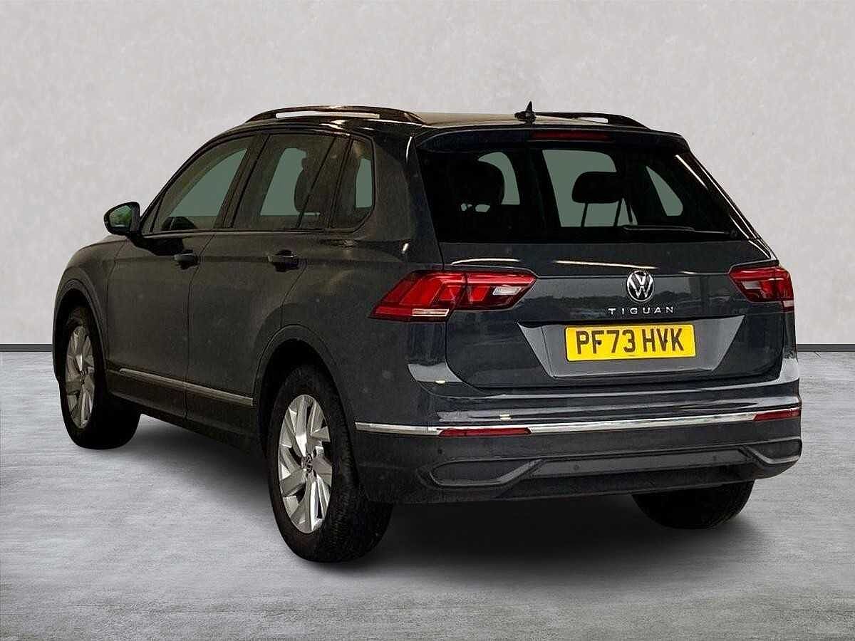 Volkswagen Tiguan 1.5 TSI (150ps) Life EVO DSG 5 door