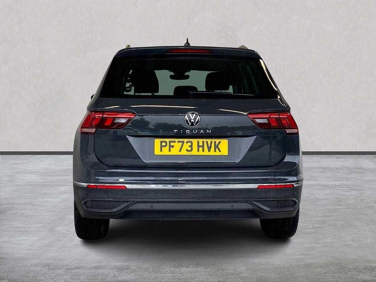 Volkswagen Tiguan 1.5 TSI (150ps) Life EVO DSG 5 door