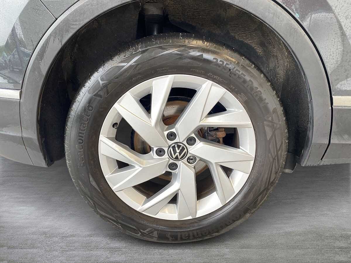 Volkswagen Tiguan 1.5 TSI (150ps) Life EVO DSG 5 door