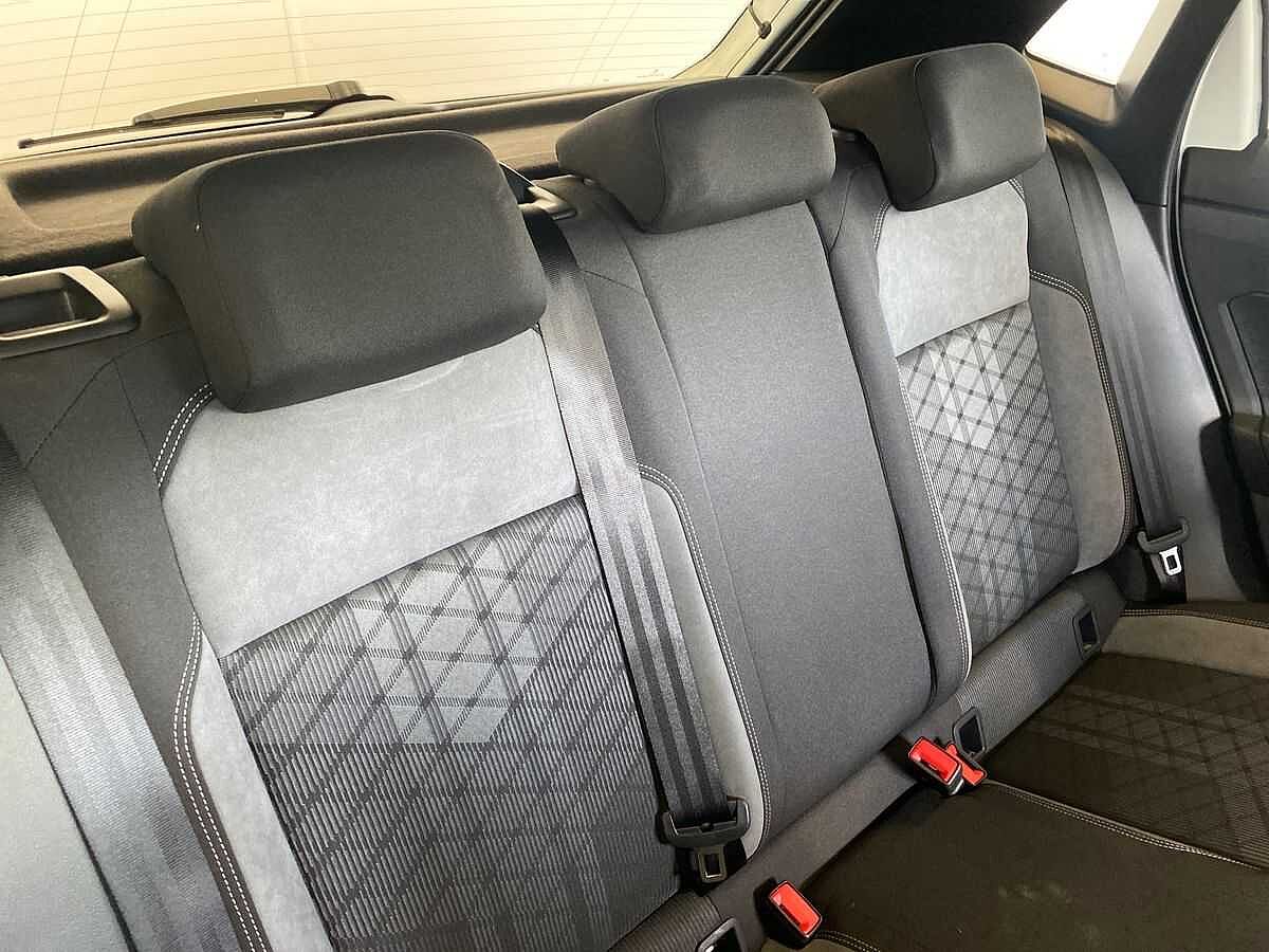 Volkswagen Polo 1.0 TSI R-Line 5Dr DSG
